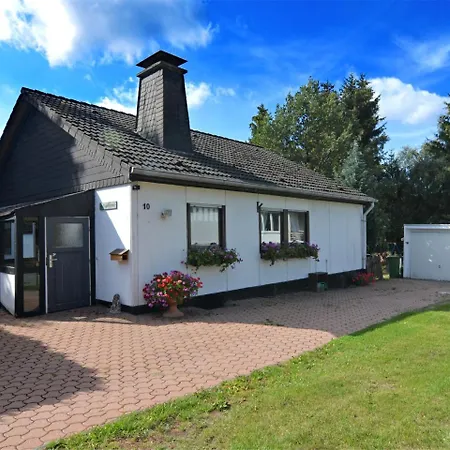 Cozy In Hildfeld With Private Garden Holiday home *